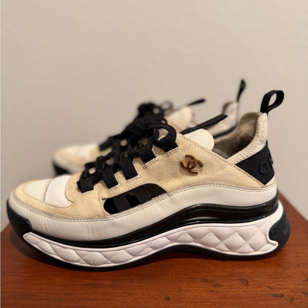 Chanel Cream & Black Suede Sneakers 37 - Picture 6 of 7